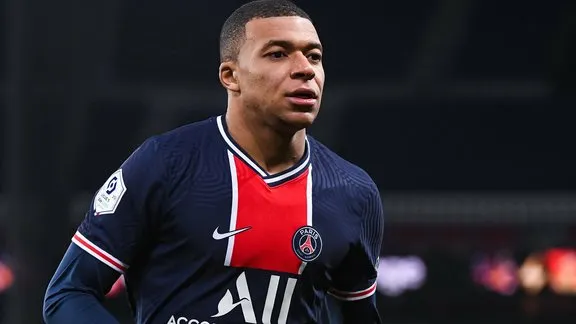 PSG lên tiếng về tương lai Mbappe