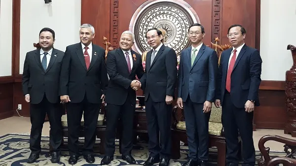 Bí thư Thành ủy TPHCM tiếp Đại sứ Indonesia