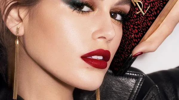 Bộ sưu tập mới giới hạn mùa Lễ hội năm 2020 của Yves Saint Laurent “Dress me wild”