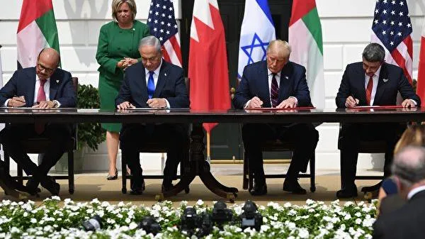 Tổng thống Trump thông báo Maroc đã chính thức bình thường hóa quan hệ với Israel