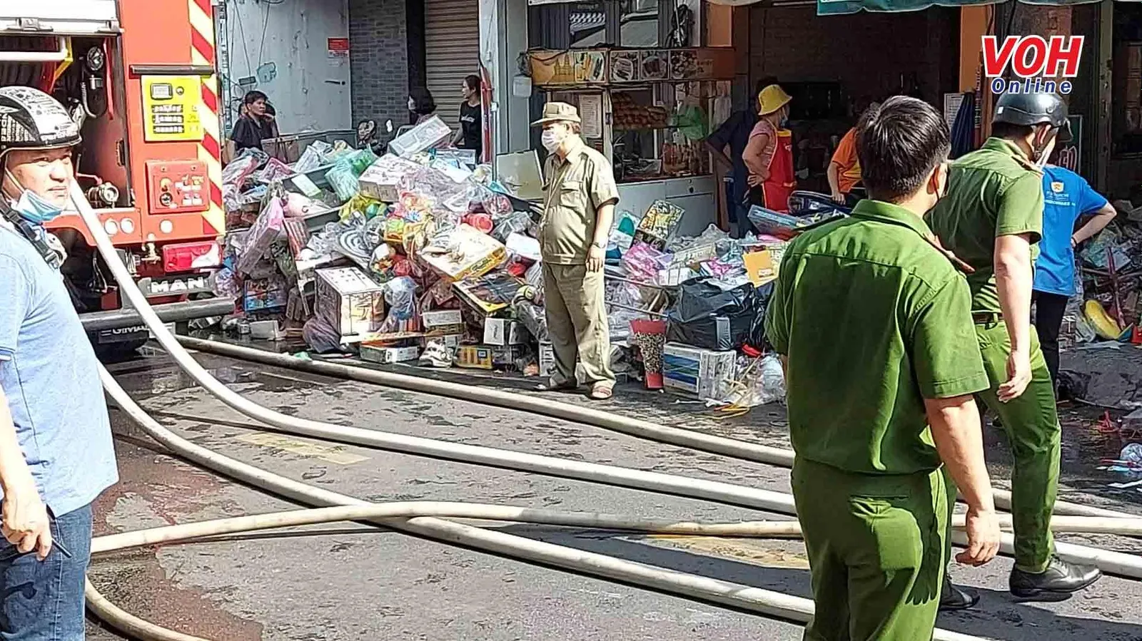 TPHCM: Cháy 5 căn nhà liền kề trên đường Nguyễn Thượng Hiền, Quận 3