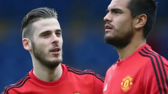 Rời MU, thủ môn Sergio Romero tìm được bến đỗ mới