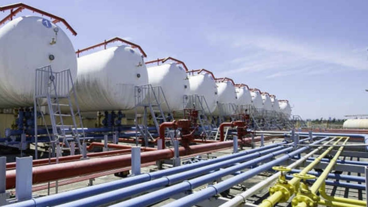 Giá gas hôm nay 15/12/2020: Tiếp tục tăng mặc dù nhu cầu tiêu thụ giảm 