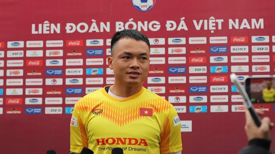 Tân binh HAGL tự tin ghi điểm với HLV Park Hang Seo