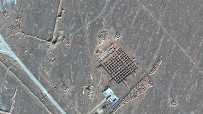 Iran bắt đầu xây dựng cơ sở hạt nhân ngầm