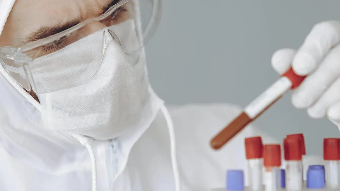 Virus biến thể đe dọa vị thế của nước Anh