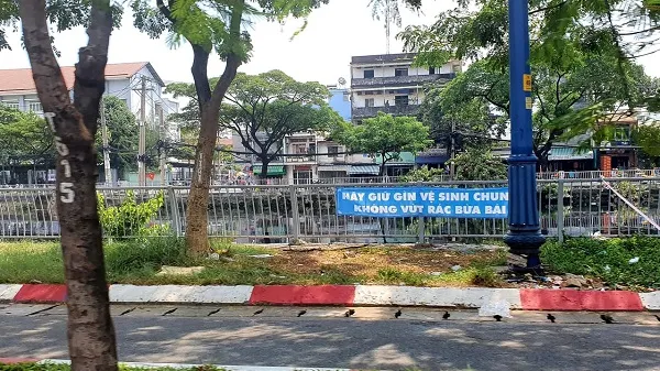 Giải pháp nào để giảm rác trên sông