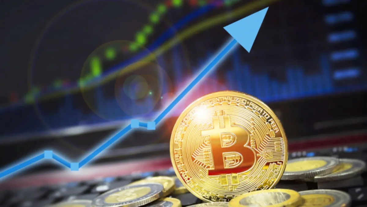 Giá Bitcoin hôm nay 3/1/2021: Tăng kỷ lục lên gần 33.000 USD