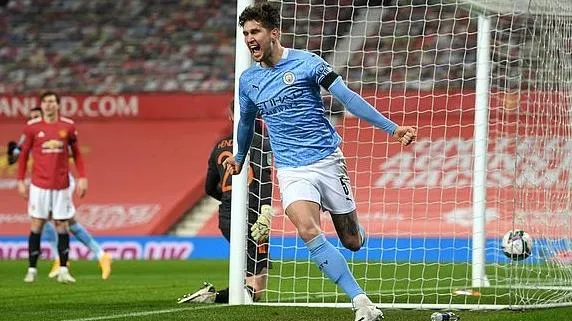 Pep Guardiola hết lời ca ngợi John Stones