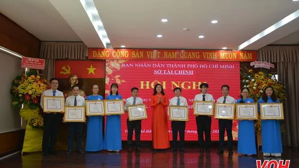 Năm 2021, Thủ tướng Chính phủ giao chỉ tiêu TPHCM dự toán thu ngân sách nhà nước gần 365.000 tỷ