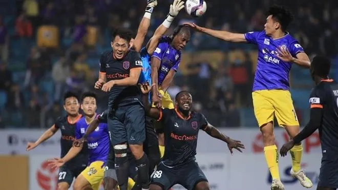 Hoãn vòng 4 V-League do ảnh hưởng của Covid-19