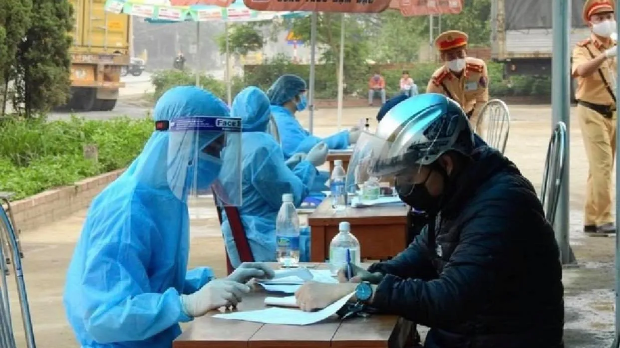 Hải Phòng lập 08 chốt kiểm soát dịch bệnh - Quảng Ninh dừng hoạt động sân bay Vân Đồn