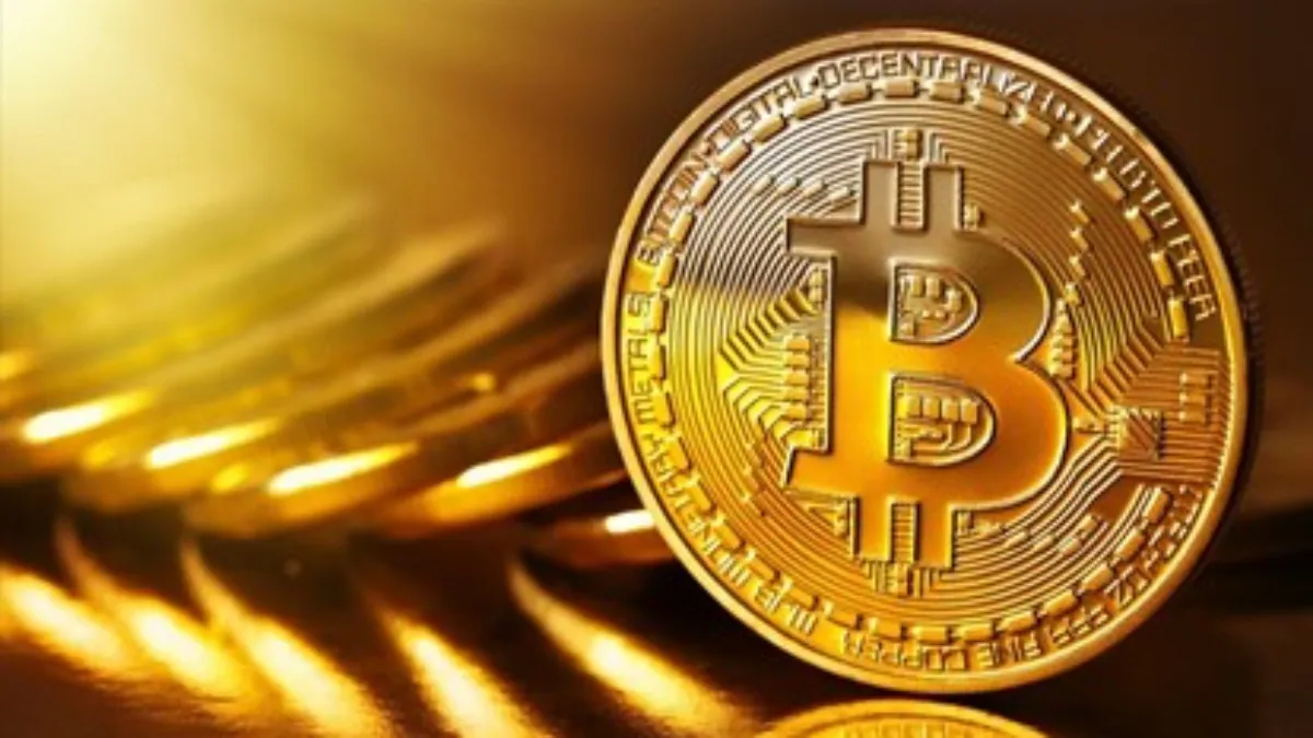 Giá Bitcoin hôm nay 1/2/2021: Giảm nhẹ, Bitcoin vẫn duy trì mức 33.000 USD