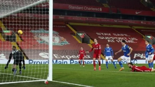 Steven Alzate nói gì sau bàn thắng nhấn chìm Liverpool?