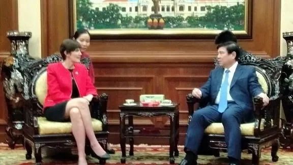 Chủ tịch UBND TP Nguyễn Thành Phong tiếp tân Tổng lãnh sự Anh tại TPHCM