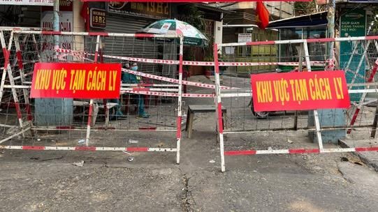 Từ 12 giờ trưa ngày 9/2: TPHCM dừng quán nhậu, karaoke, bar, vũ trường,...