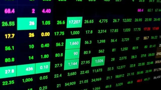 Thị trường chứng khoán 18/2/2021: Tiếp nối đà tăng