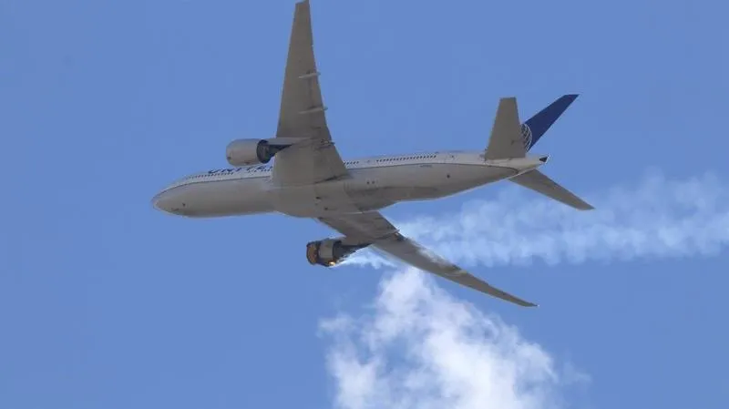 Mỹ: FAA yêu cầu United Airlines kiểm tra lại đội bay Boeing 777 sau sự cố hạ cánh khẩn cấp