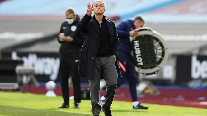 HLV Jose Mourinho nói cứng sau trận thua West Ham