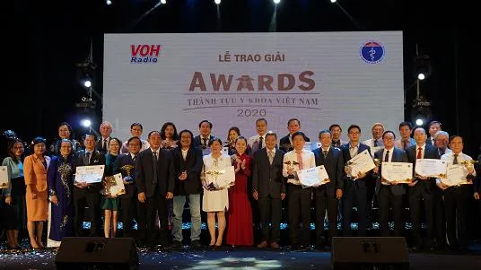 Vinh danh 16 thành tựu Y khoa năm 2020