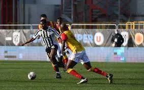 Angers 2-2 Lens (Ligue 1 2020/21 - Vòng 27)