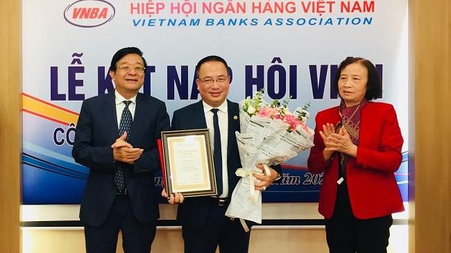 HD SAISON trở thành hội viên Hiệp hội Ngân hàng Việt Nam