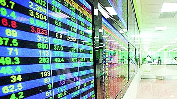 Thị trường tiếp tục điều chỉnh, VN-Index giảm nhẹ