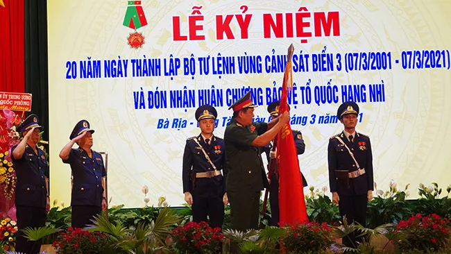 Bộ Tư lệnh Vùng Cảnh sát biển 3 đón nhận Huân chương Bảo vệ Tổ quốc hạng Nhì