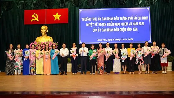 Quận Bình Tân không thể phát triển nếu dân cứ tiếp tục tăng