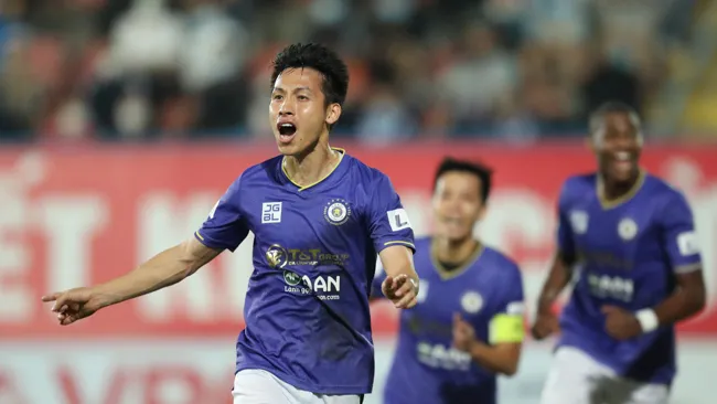 Hà Nội FC giành chiến thắng đầu tiên tại V-League 2021