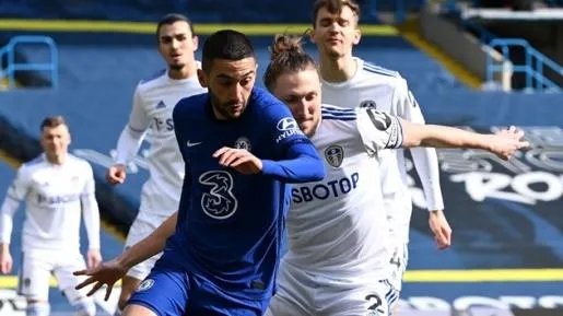 HLV Tuchel cảnh báo Hakim Ziyech