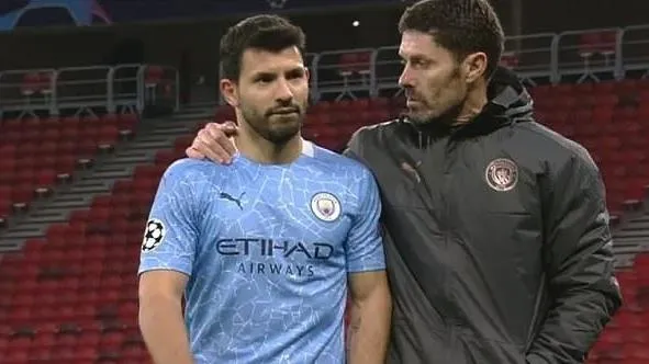 Sergio Aguero tức giận sau chiến thắng trước Monchengladbach