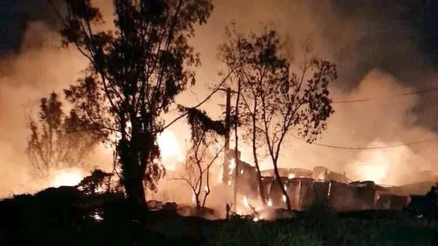 Lại cháy xưởng gỗ rộng 600 mét vuông tại huyện Bình Chánh