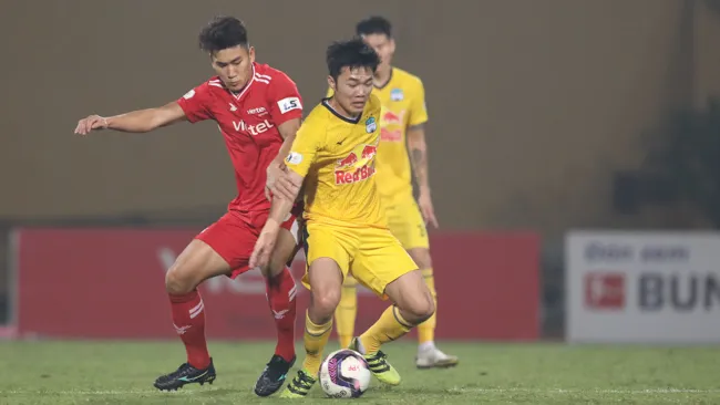 Xuân Trường hóa chiến binh, thầy Park vơi nỗi lo về Hùng Dũng