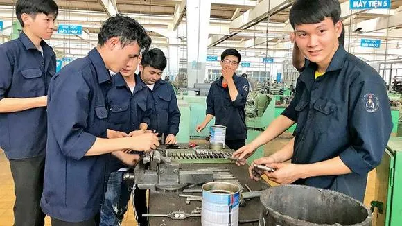 Phát triển nguồn nhân lực chất lượng cao để bứt phá
