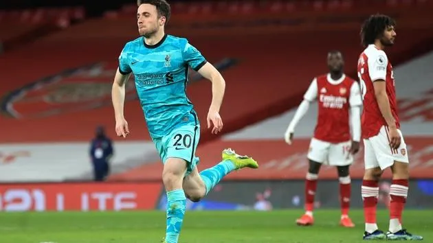 Diogo Jota khiến NHM Liverpool ngả mũ thán phục