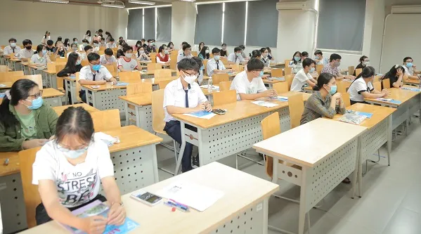 Trường ĐH Văn Lang nhận hồ sơ xét tuyển kết quả thi Đánh giá năng lực năm 2021 từ 650 - 750 điểm