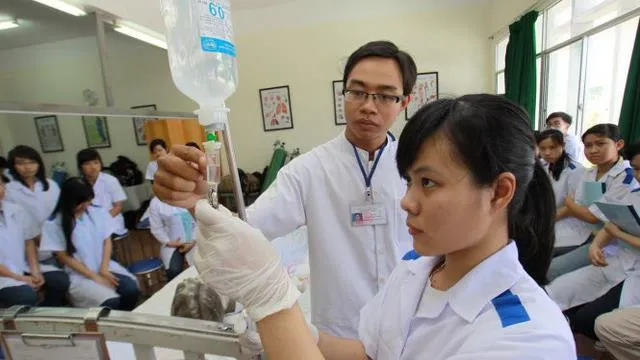 Tuyển sinh 2021: Đại học Y khoa Phạm Ngọc Thạch tuyển sinh 50% thí sinh có hộ khẩu TPHCM