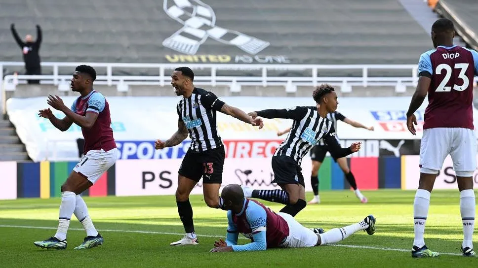 Ngoại hạng Anh 18/4: Thua đau Newcastle, West Ham nguy cơ ra khỏi Top 4