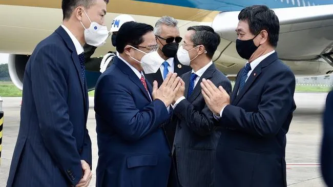 Thủ tướng Phạm Minh Chính tới Indonesia, bắt đầu chuyến công tác nước ngoài đầu tiên