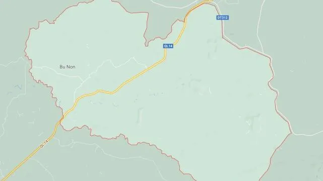 Gần 10 người bị thương sau vụ xe khách đấu đầu xe tải tại Bình Phước