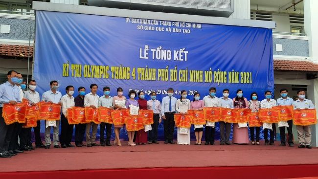 TPHCM trao gần 5.700 huy chương Olympic cho các trường trung học cơ sở