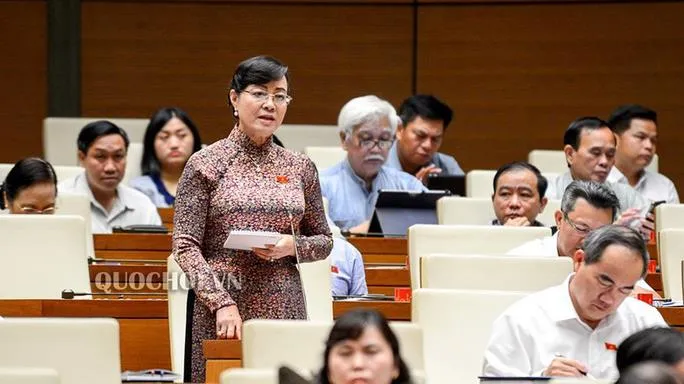 Hoàn thành lời hứa với nhân dân - Từ cuộc sống đến nghị trường