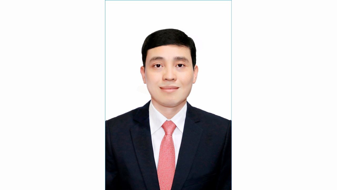 Đơn vị bầu cử số 2 - Quận: 1, 3, Bình Thạnh: ĐỖ ĐỨC HIỂN