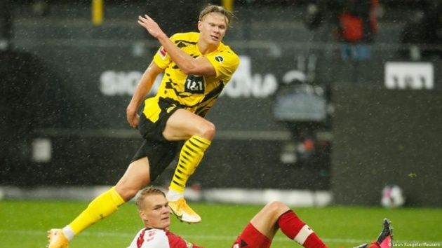 Barca tự tin có thể chiêu mộ Erling Haaland