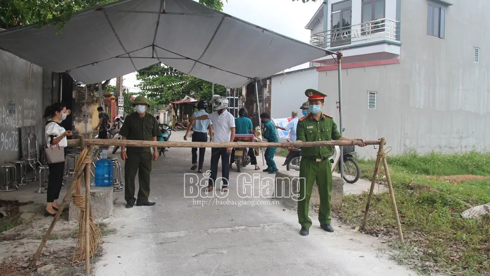 Bắc Giang: Cách ly xã hội hai huyện Hiệp Hòa, Yên Thế từ trưa 26/5