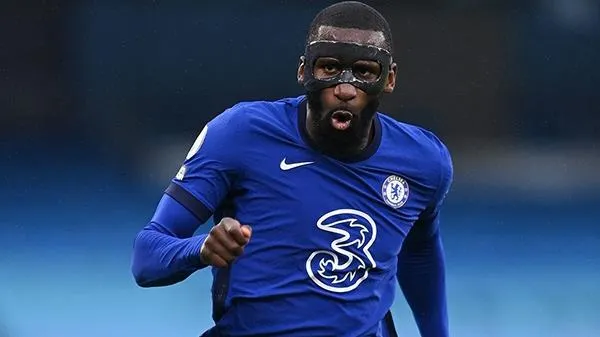 Rio Ferdinand chỉ ra trung vệ xuất sắc thứ 3 Ngoại hạng Anh