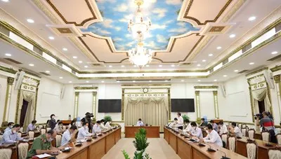 TPHCM: Tạm dừng hoạt động các cơ sở làm đẹp, dừng triệt để các nghi lễ tôn giáo