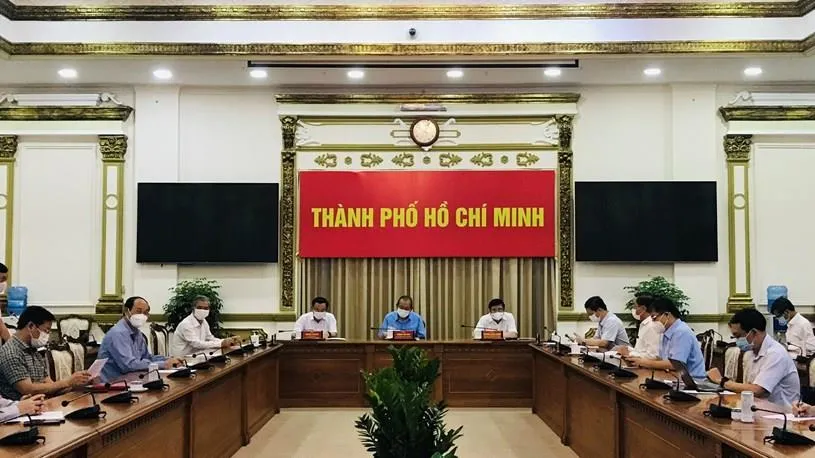 TPHCM thực hiện song song: giãn cách xã hội và xét nghiệm diện rộng toàn thành phố