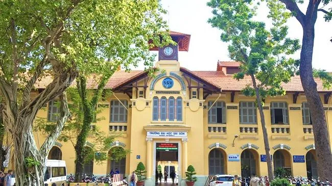 Tự hào ngôi trường đại học duy nhất mang tên Sài Gòn: Giữ nét cổ kính – hòa nhịp hiện đại
